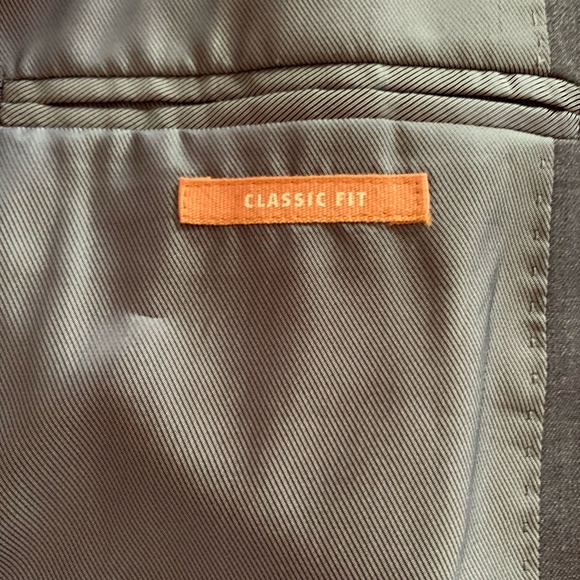 Haggar Grey 2 Button Sport Coat Blazer, Size 40S - Picture 9 of 11